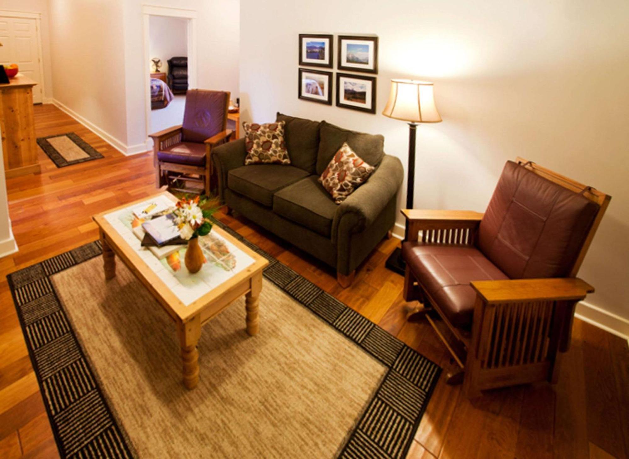 Yellowstone Valley Lodge, Ascend Hotel Collection Pray Екстериор снимка