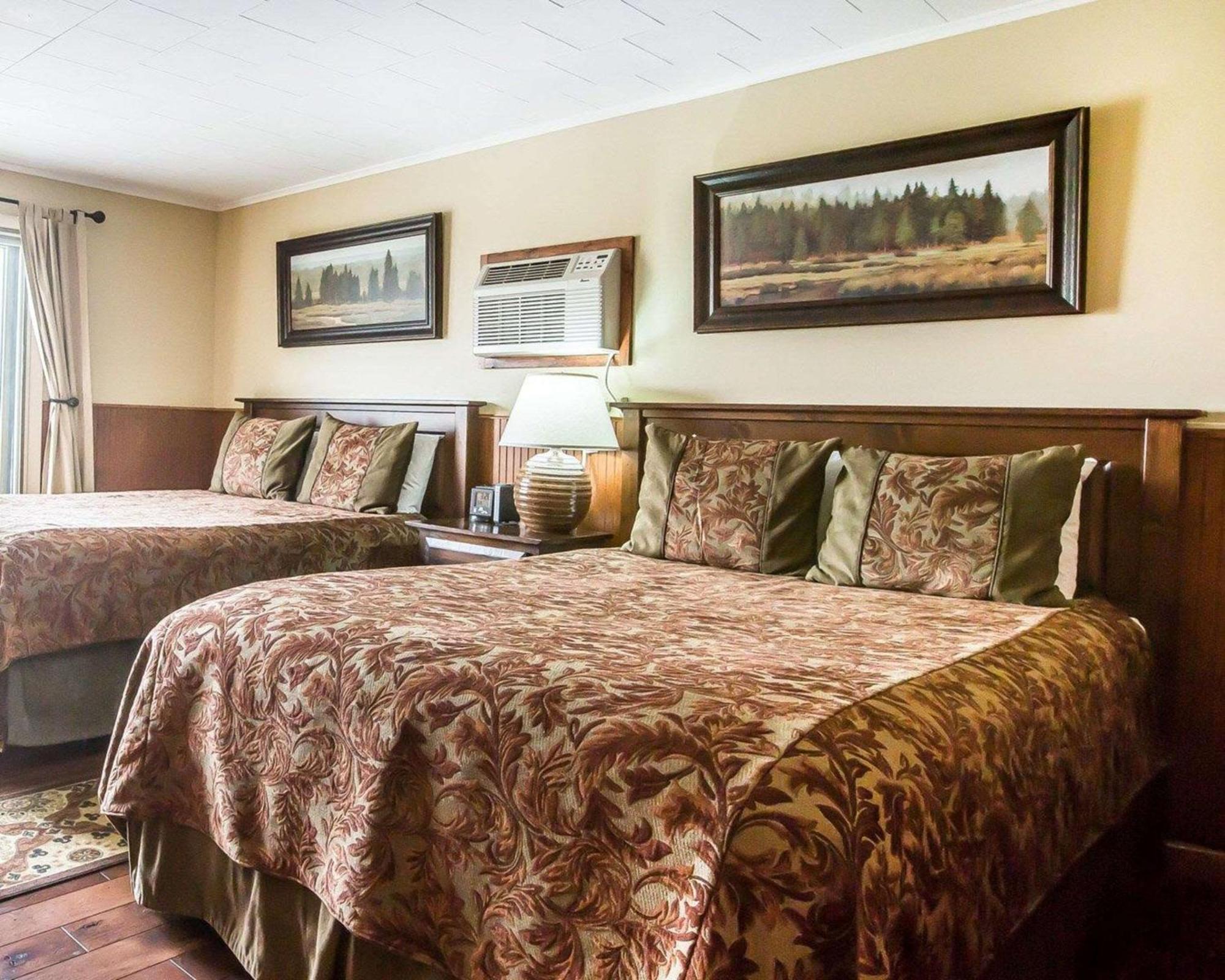 Yellowstone Valley Lodge, Ascend Hotel Collection Pray Екстериор снимка